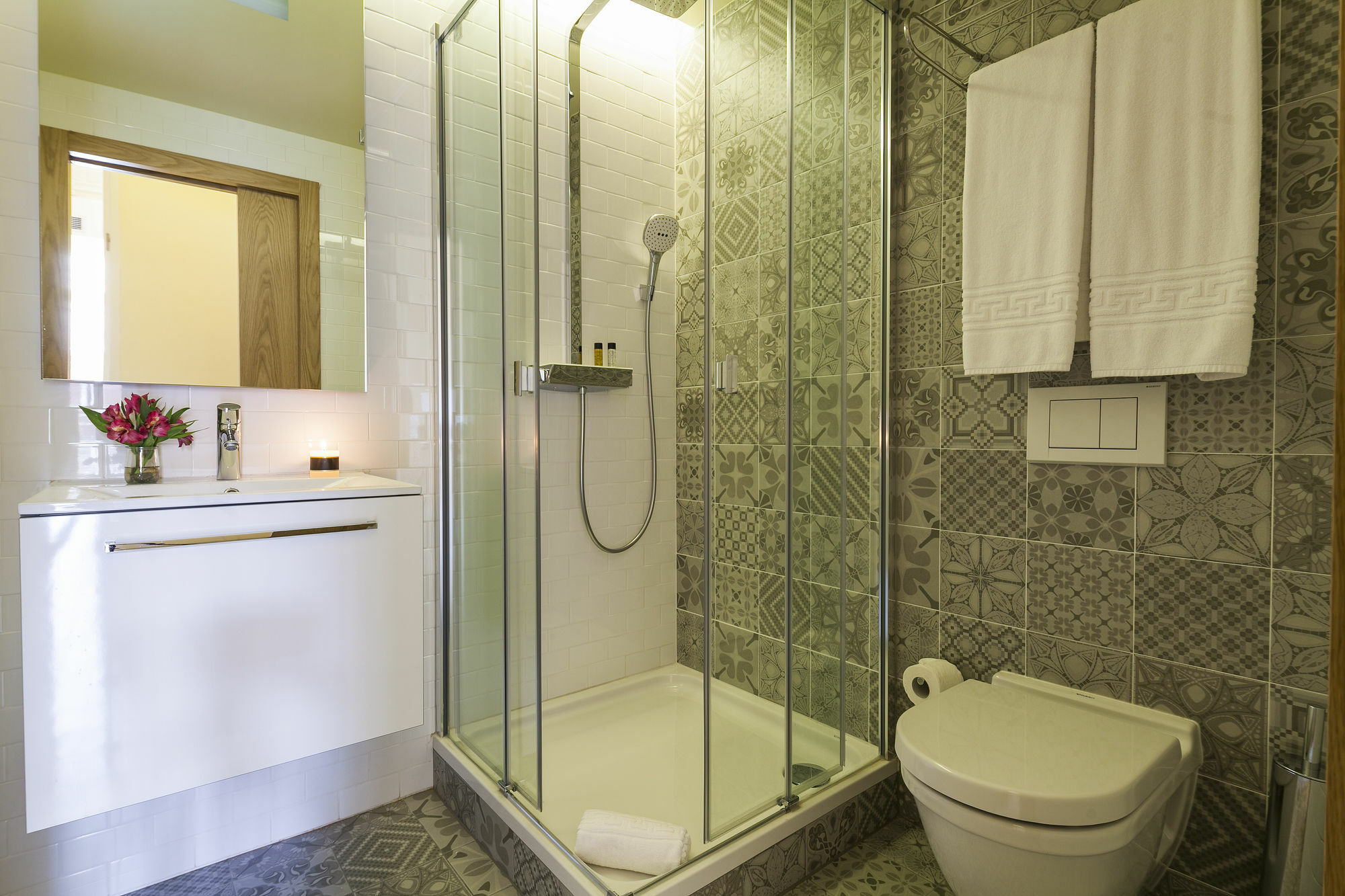 Uma Suites Pau Claris Barcelona Exteriör bild
